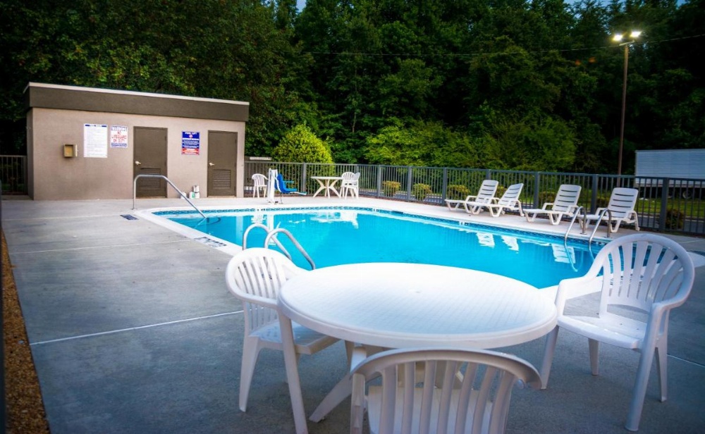 La Quinta Inn & Suites by Wyndham Fayetteville I-95 Image 29